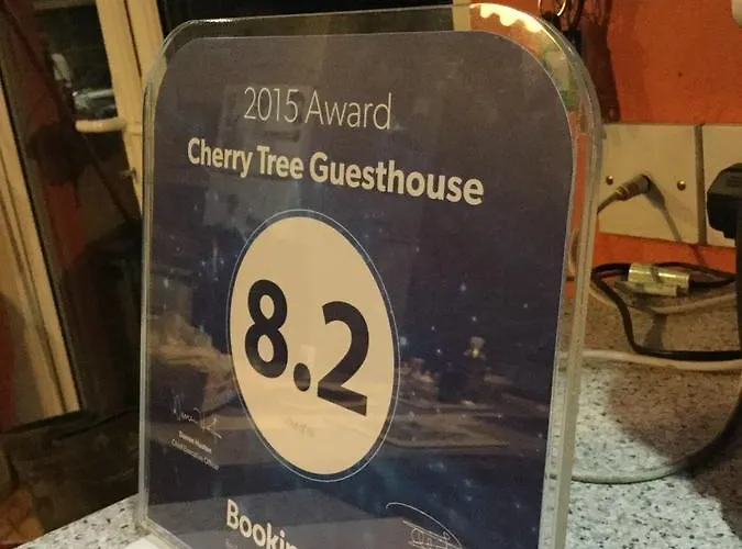 Bed and Breakfast Cherry Tree 3*