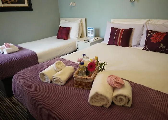 Cherry Tree Bed & Breakfast 3*